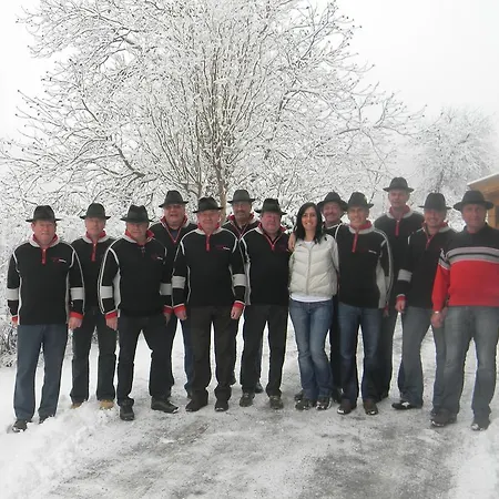 Haus Jeller 公寓 *